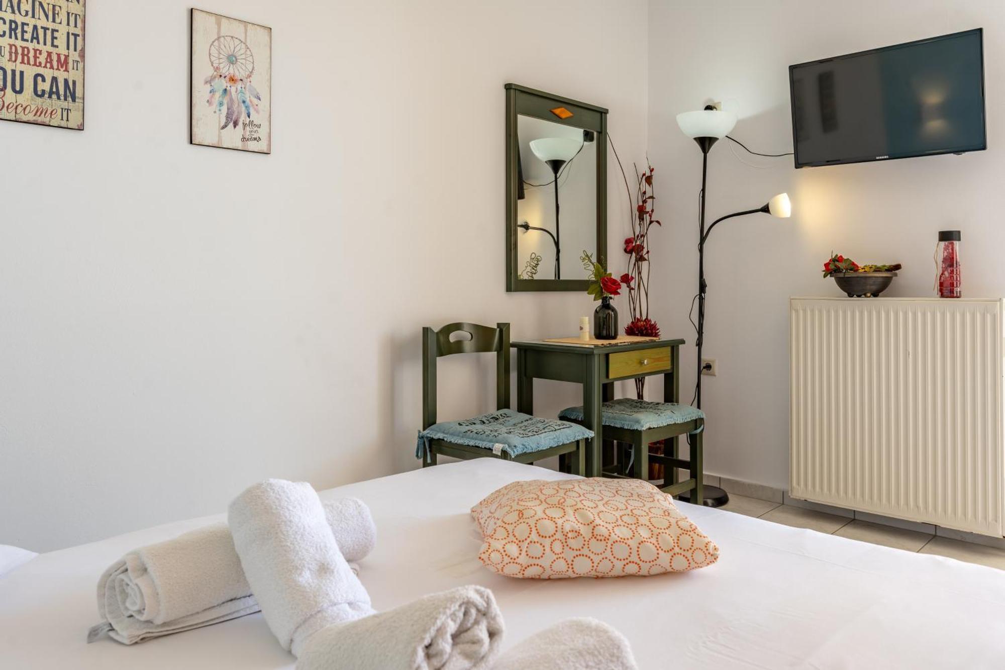 Seafront Spirit Apartments Закинтос Номер фото
